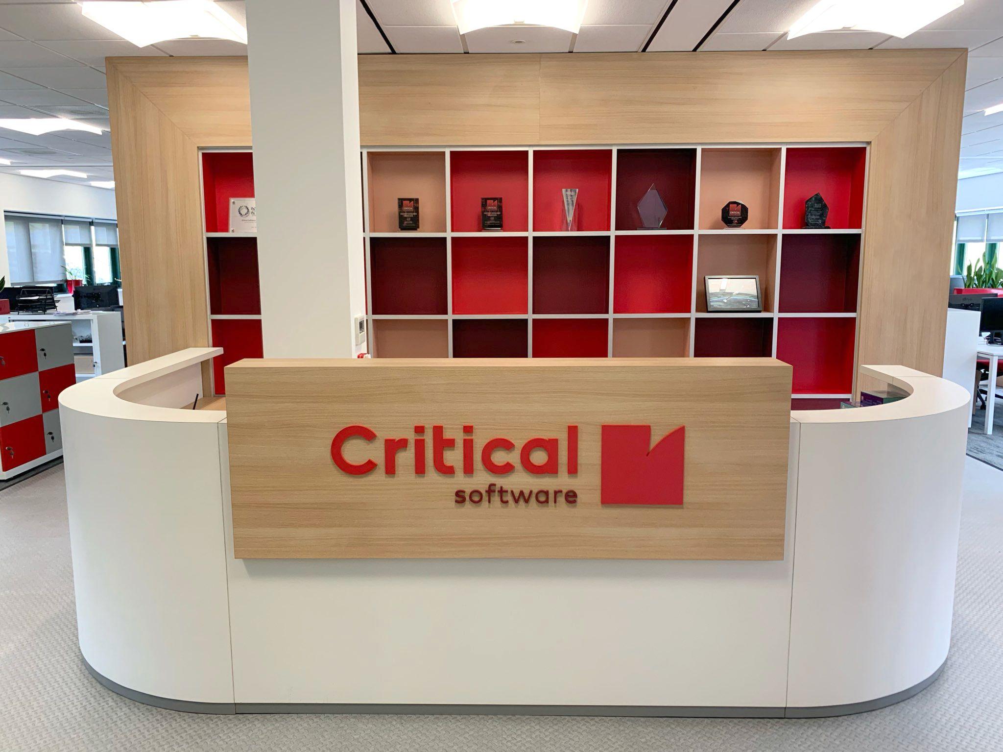 Rezeption von Critical Software im neuen Büro in Großbritannien 